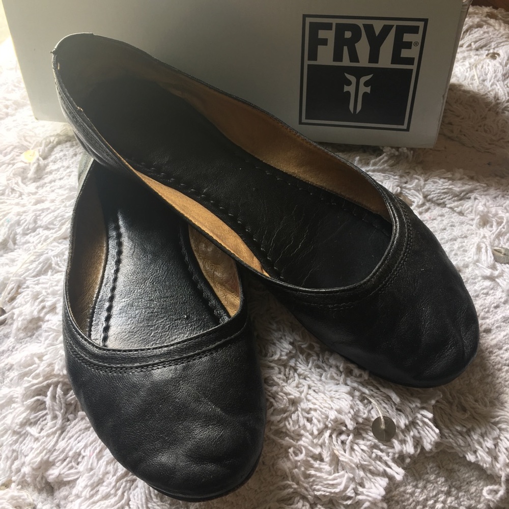 Frye Carson Ballet Flats